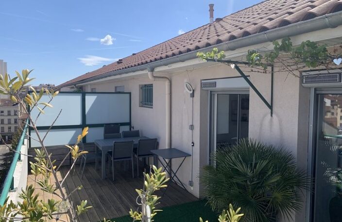 Duplex de 7 pièces principales — photo 3