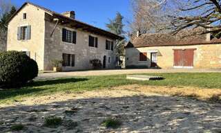 Maison 5 Pièces 130 m² à vendre à Saint-Hilaire-d'Estissac (24140)