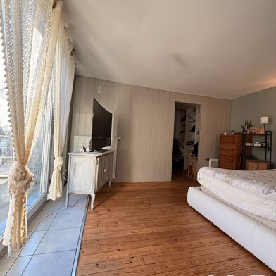 Maison 7 pièces 270000 €