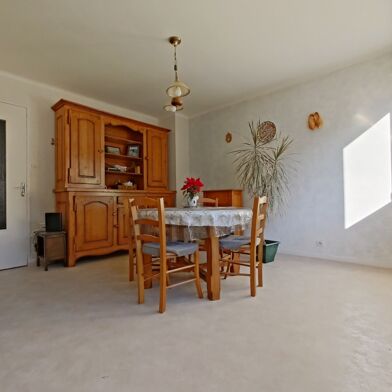 Appartement 3 pièces 130000 €