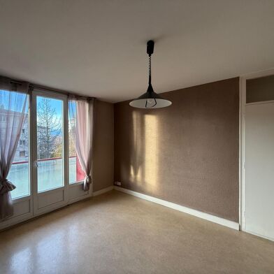 Appartement 3 pièces 1050 €