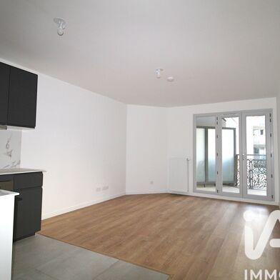 Appartement 2 pièces 945 €