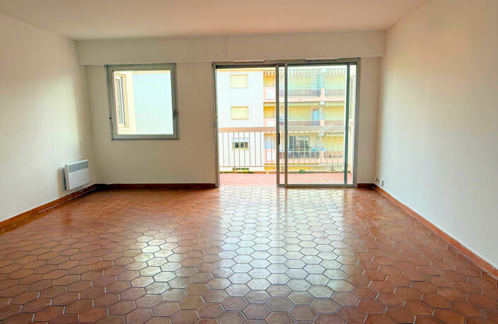 Appartement T3 avec terrasse — photo 4
