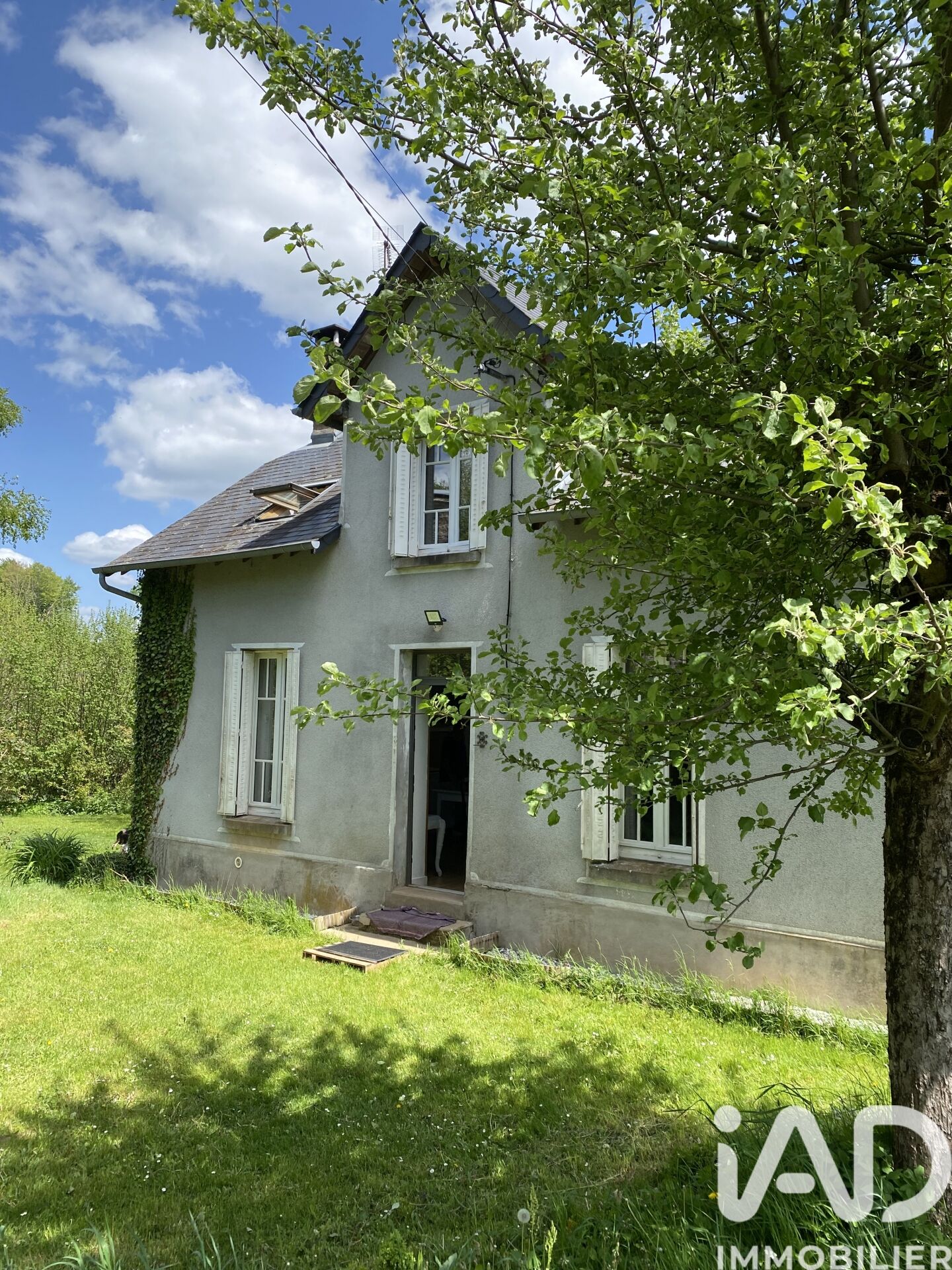 Lafage-Sur-Sombre - 98m² - 4p. - 2ch.