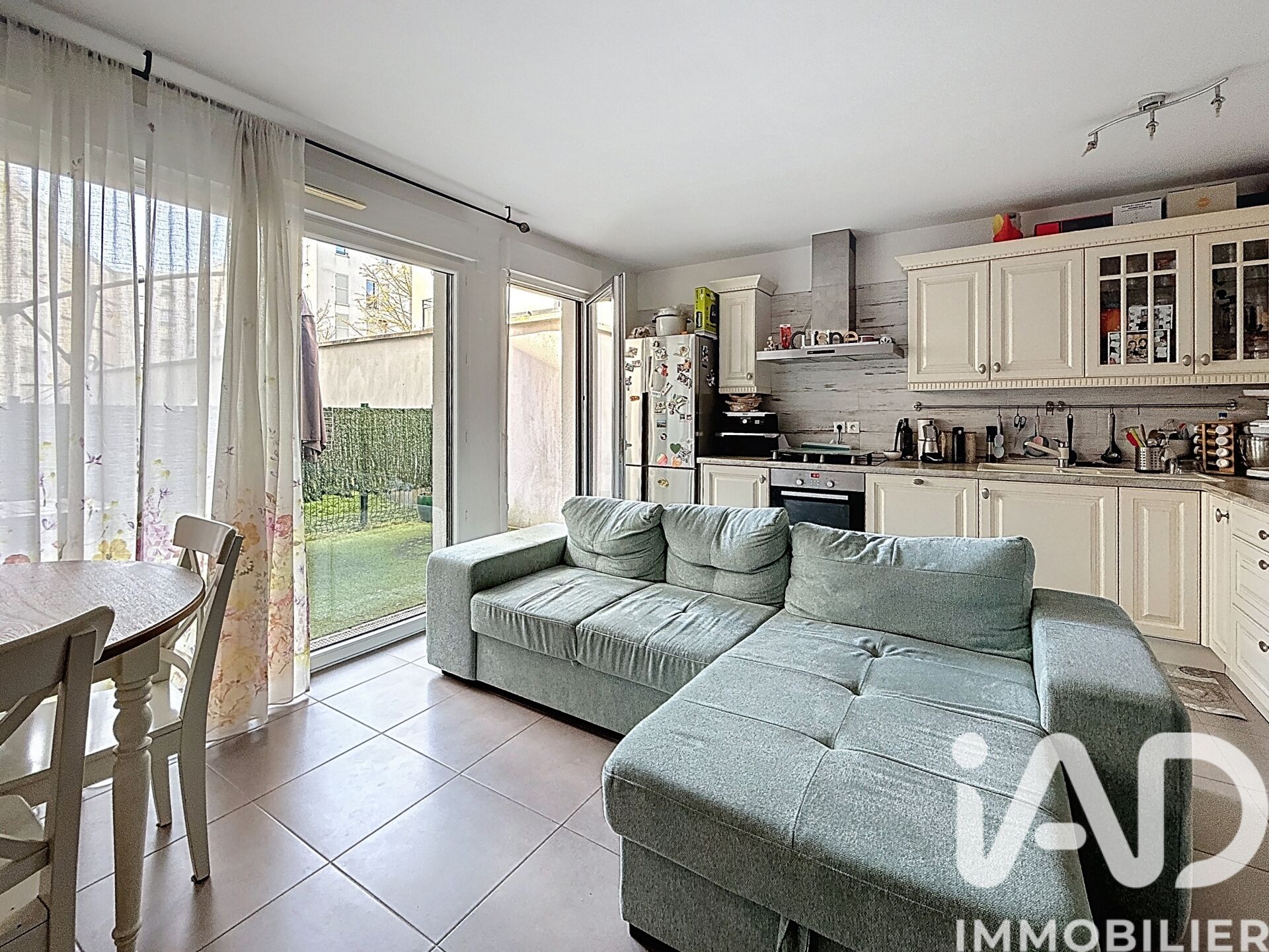 Vente Appartement 3 pièces - Photo 2
