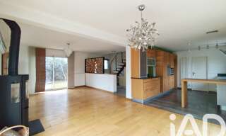 Maison 9 Pièces 189 m² à vendre à La Ville-du-Bois (91620)