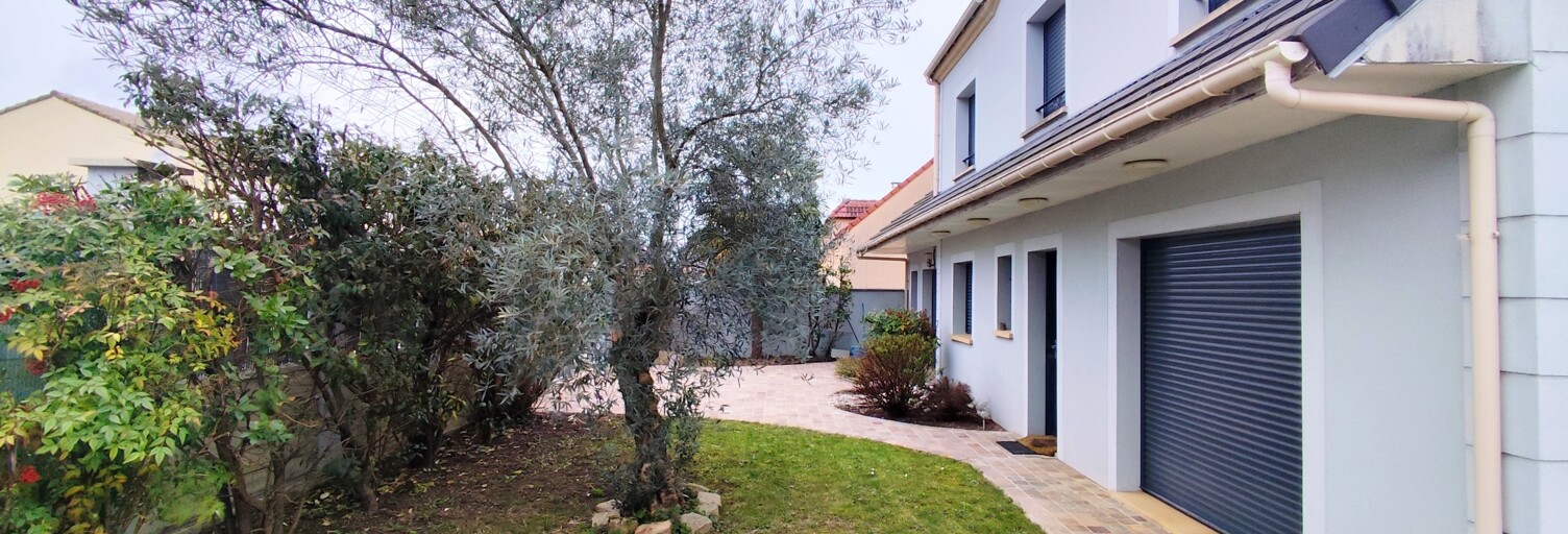 Maison 9 Pièces 189 m² à vendre à La Ville-du-Bois (91620)