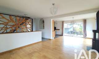 Maison 9 Pièces 189 m² à vendre à La Ville-du-Bois (91620)