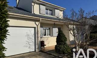 Maison 5 Pièces 123 m² à vendre à Naintré (86530)