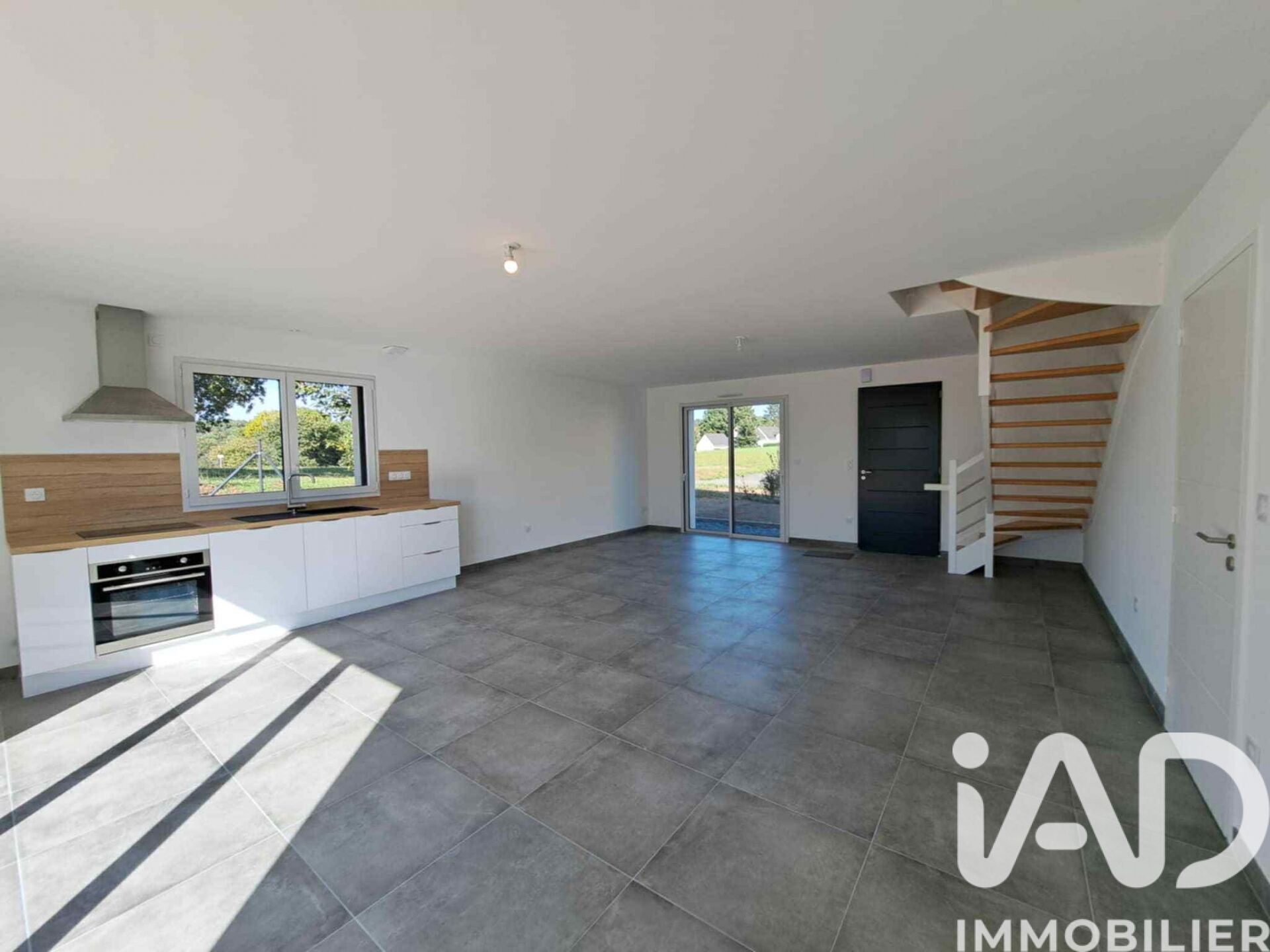 Vente Maison/villa 4 pièces - Photo 2