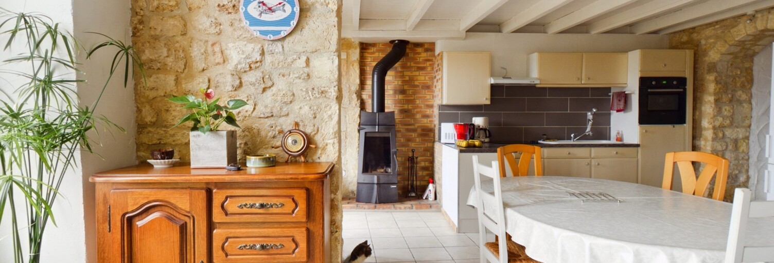 Maison 13 Pièces 291 m² à vendre à Saint-Palais-de-Phiolin (17800)