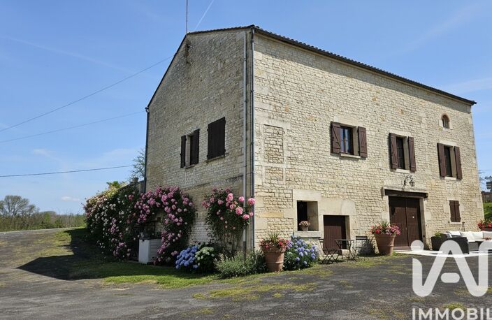 Vente Maison/villa 6 pièces — photo 2
