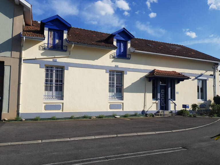 Proche centre local de plain-pied en RDC — photo 1