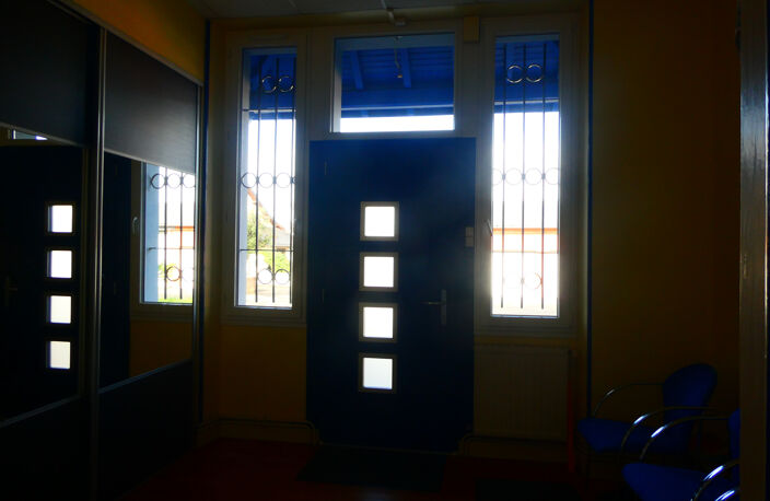 Proche centre local de plain-pied en RDC — photo 4