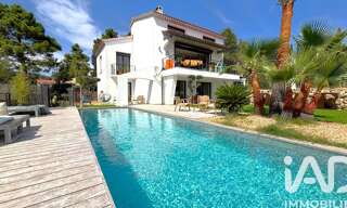 Maison 7 Pièces 205 m² à vendre à Roquebrune-sur-Argens (83380)