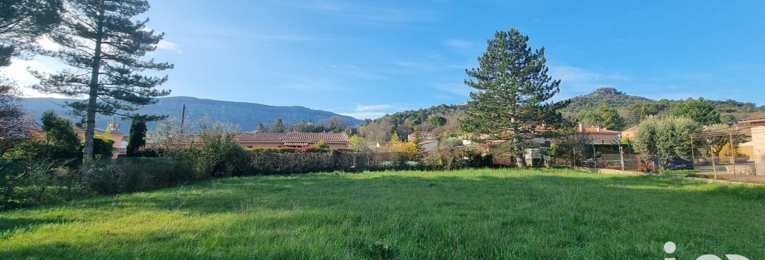 Terrain  1103 m² à vendre à Nans-les-Pins (83860)