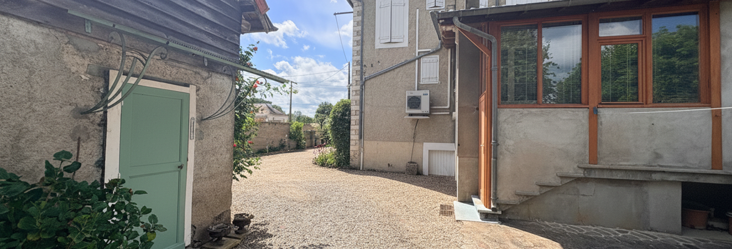 Maison 9 Pièces 125 m² à vendre à Lignières (18160)