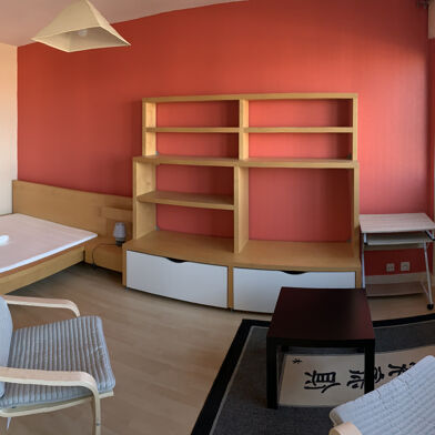 Appartement 1 pièces 476 €