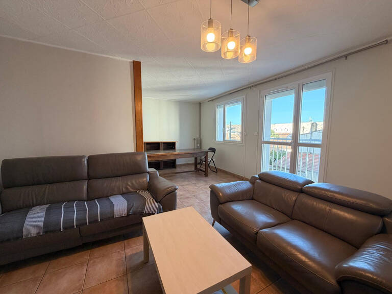 NIMES LES AMOUREUX Appartement 5 pièces de 88 m2 avec 2 véra — photo 1