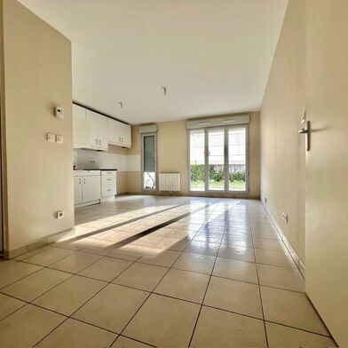 Appartement 2 pièces 720 €