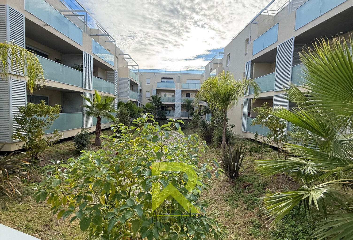 AGDE - APPT T3 / RES SENIORS- PARKING — photo 1
