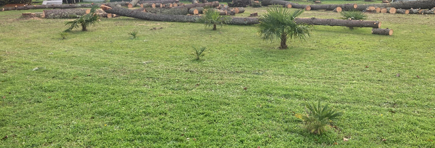 Terrain  900 m² à vendre à Les Peintures (33230)