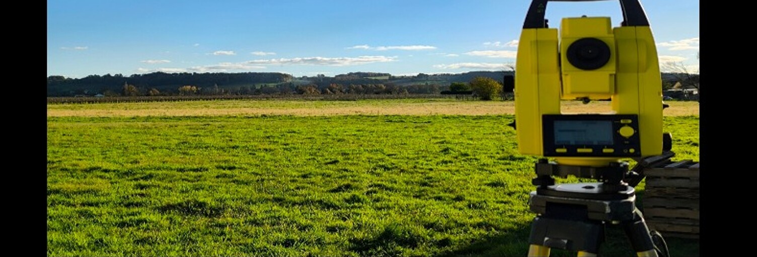 Terrain  1300 m² à vendre à Pugnac (33710)