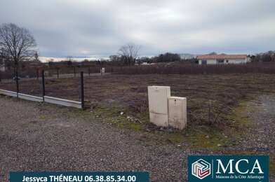 Terrain  81500 €