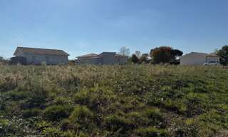 Terrain  715 m² à vendre à Auros (33124)