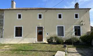 Maison 10 Pièces 254 m² à vendre à La Chapelle-Pouilloux (79190)