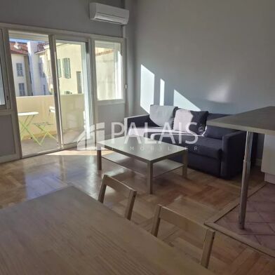 Appartement 2 pièces 1300 €