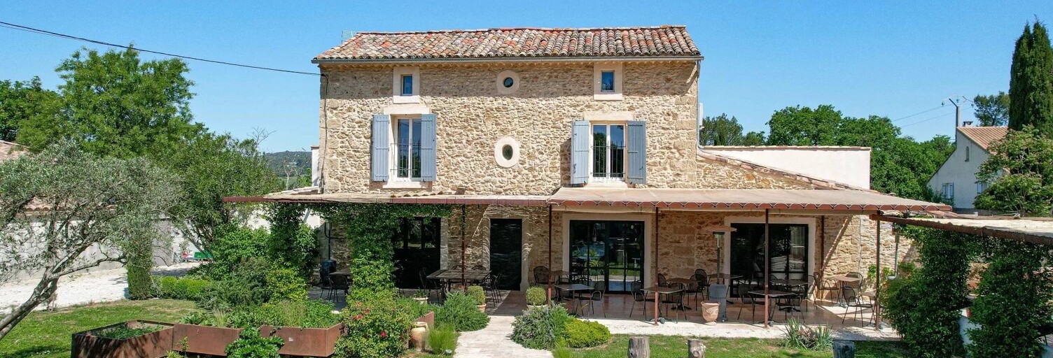 Maison 9 Pièces 265 m² à vendre à Uzès (30700)