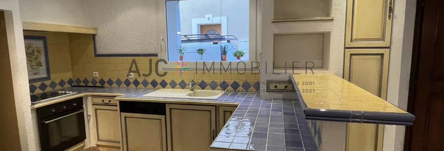 Maison 4 Pièces 82 m² à louer à Maillane (13910)