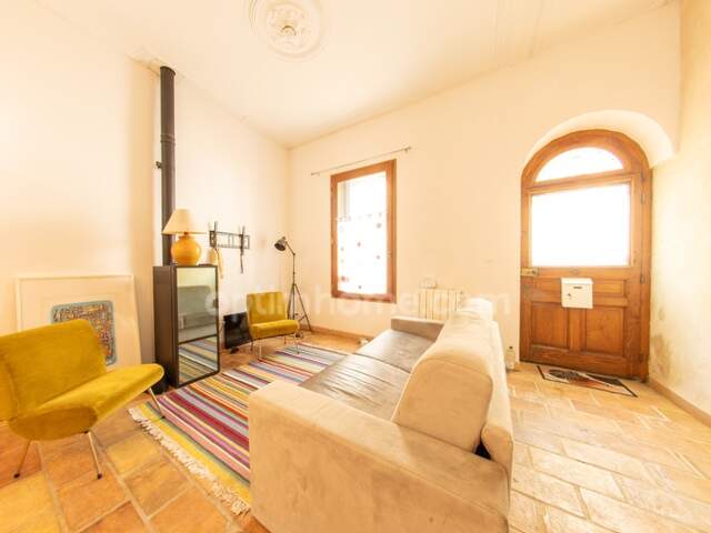 LE CAILAR (30740) – MAISON DE VILLAGE – 4 PIÈCES – 2/3 CHAMBRES – TRÈS BON ÉTAT – BALCON – CHARME DE L’ANCIEN — photo du bien