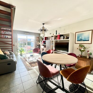 Maison 4 pièces 275000 €