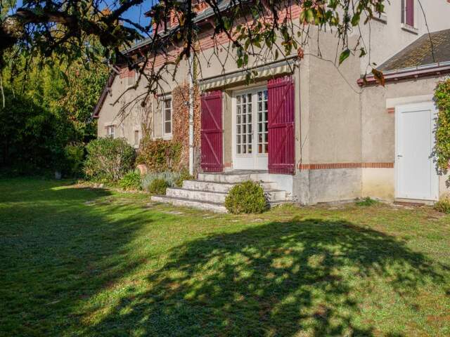 Maison et dépendance à vendre à SAINT CYR SUR LOIRE (37) — photo du bien