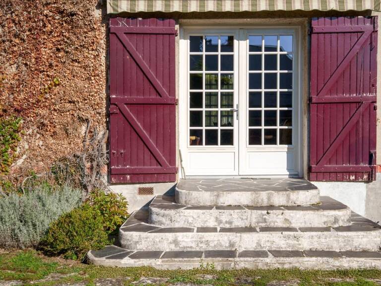 Maison et dépendance à vendre à SAINT CYR SUR LOIRE (37) — photo 1