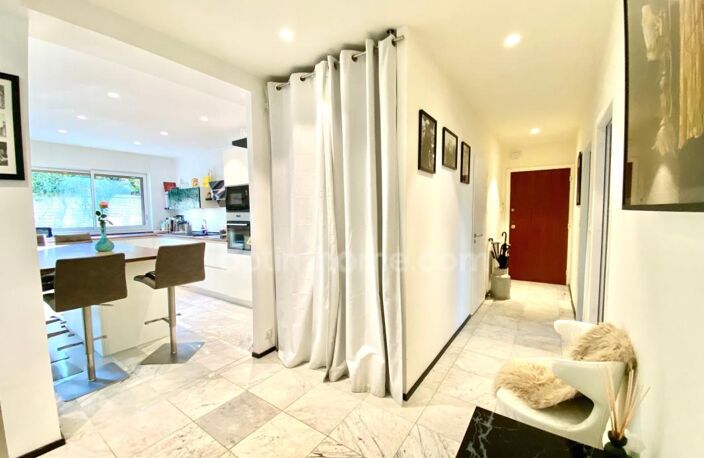 Superbe appartement de 5 pièces - Secteur ultra recherché du Château et du Quartier Vaugueux - Cave- Belles prestations — photo 2