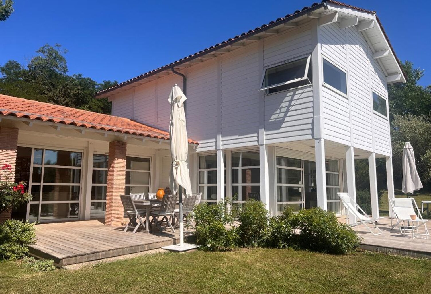 Propriété d’architecte avec piscine au cœur de 3,7 hectares – Villeneuve sur lot (47) — photo 1