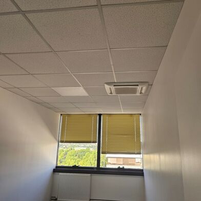 Bureau 1 pièces 308 €