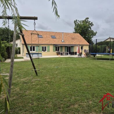 Maison 7 pièces 272000 €