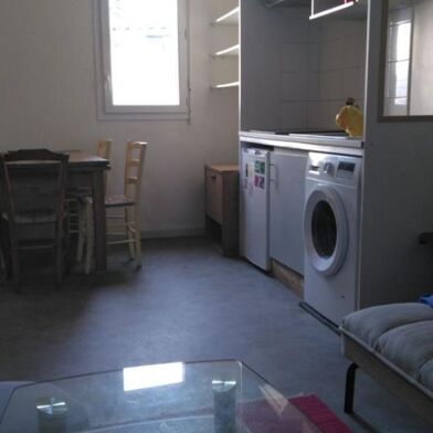 Appartement 2 pièces 710 €
