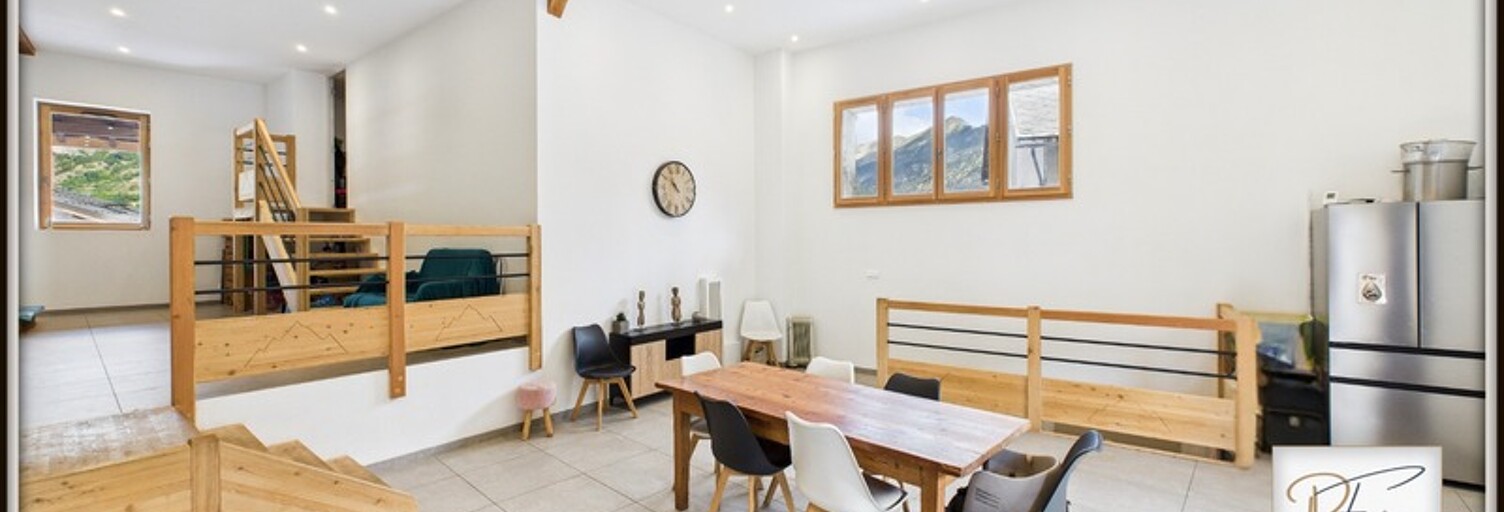 Maison 8 Pièces 252 m² à vendre à Villar-Saint-Pancrace (05100)