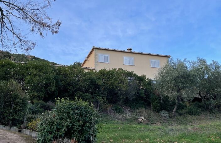 Corse du Sud - Porticcio, Villa contemporaine de 265 m2 — photo 2
