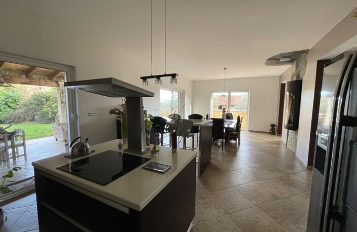 Corse du Sud - Porticcio, Villa contemporaine de 265 m2 — photo 4