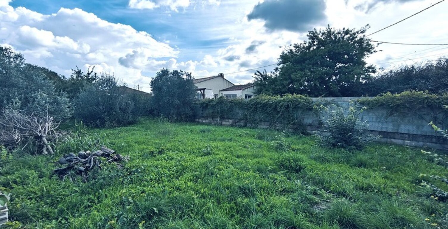 Dpt Hérault (34), à vendre à SAINT ANDRE DE SANGONIS : Terrain d'angle de 390m² — photo 1