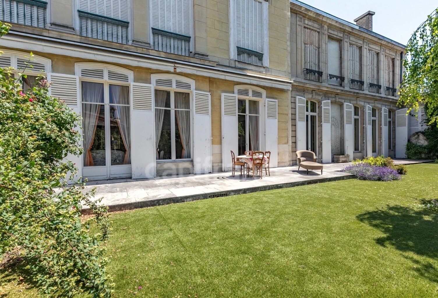 Appartement à vendre 7 pièces, jardin et parkings REIMS (51) — photo 1