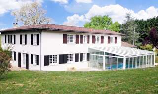 Maison 9 Pièces 263 m² à vendre à Croignon (33750)