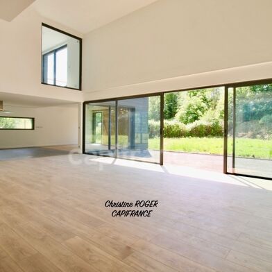 Maison 8 pièces 710000 €