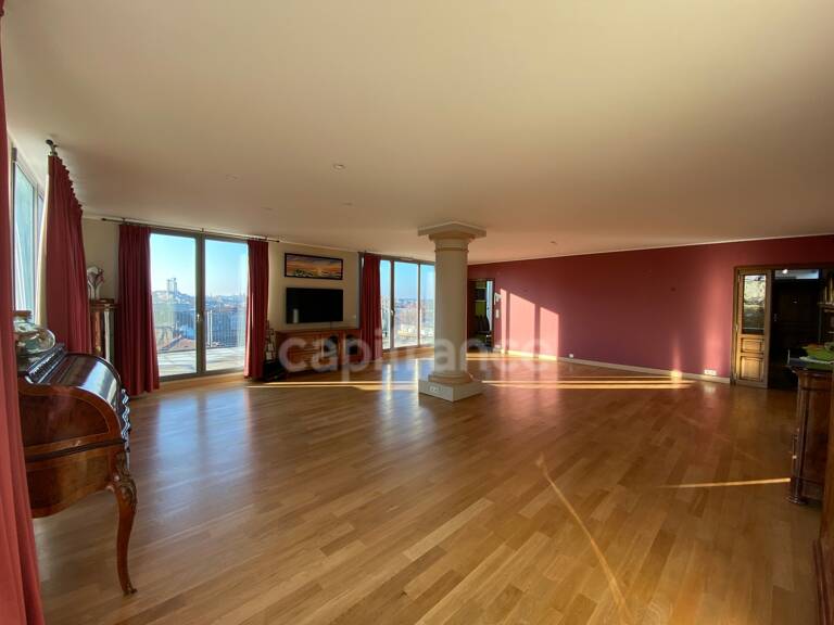 Appartement à vendre 5 pièces ROUBAIX (59) Centre-ville 131m², 2/3 chambres,  bureau, terrasse 65m², garage — photo 1